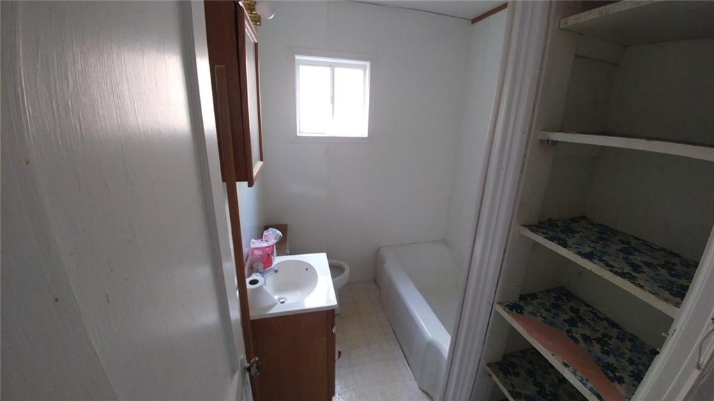 1225 Park Road Anderson, IN 46011 - Photo 7 of 13 Gallery Image 7