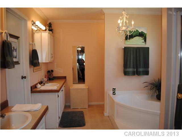 157 Belmar Road Kings Mountain, NC 28086 - Photo 8 of 16 Gallery Image 8