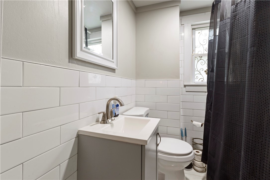 62 Cato Street Woonsocket, RI 02895 - Photo 8 of 27