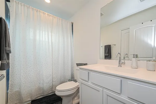 $2,450 | 9423 Klein Lane, Houston, TX 77044