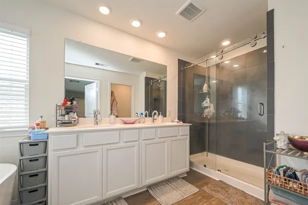 $2,450 | 9423 Klein Lane, Houston, TX 77044