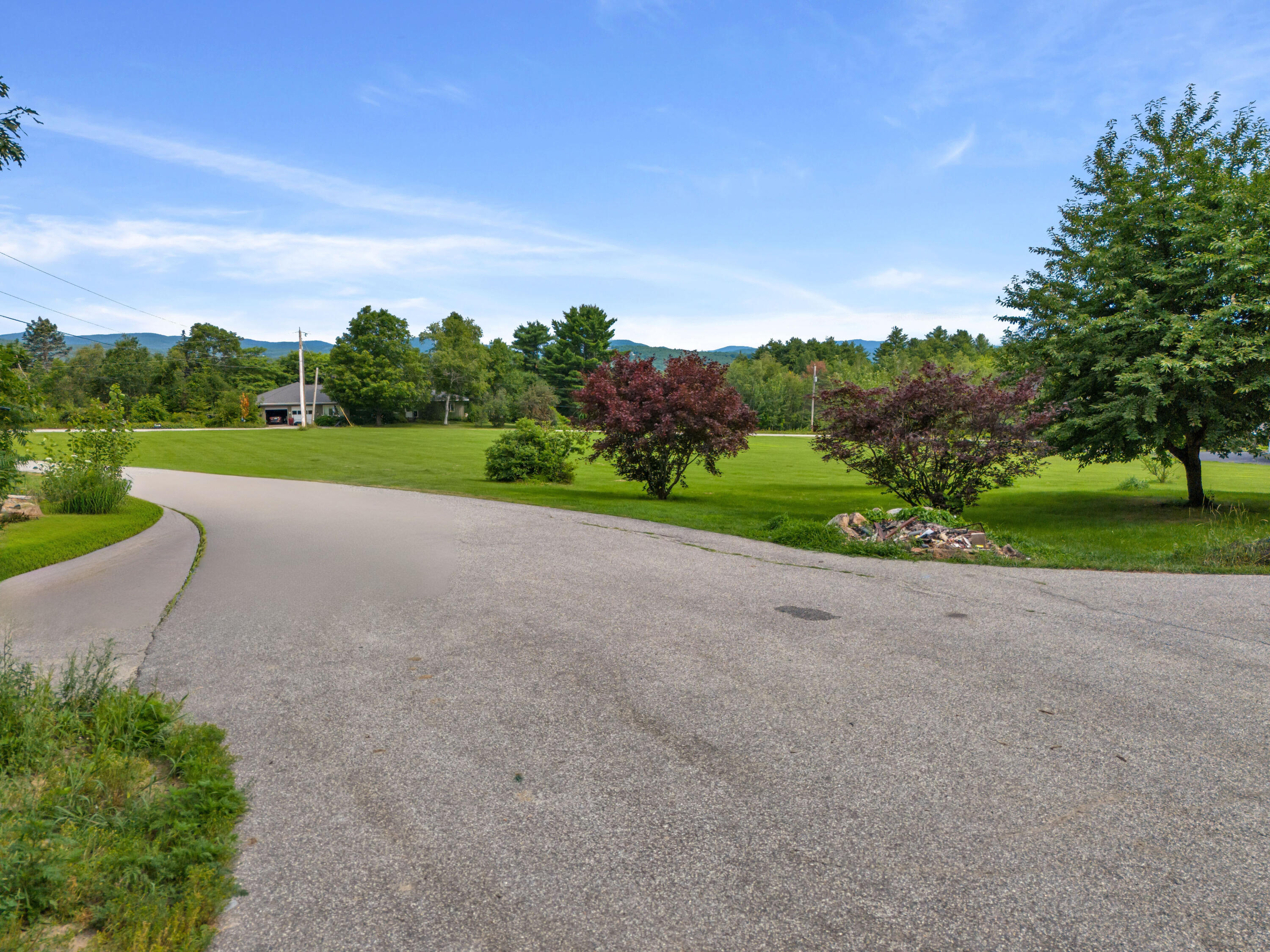 146 Hemingway Road Norway, ME 04268 - Photo 15 of 64 Driveway