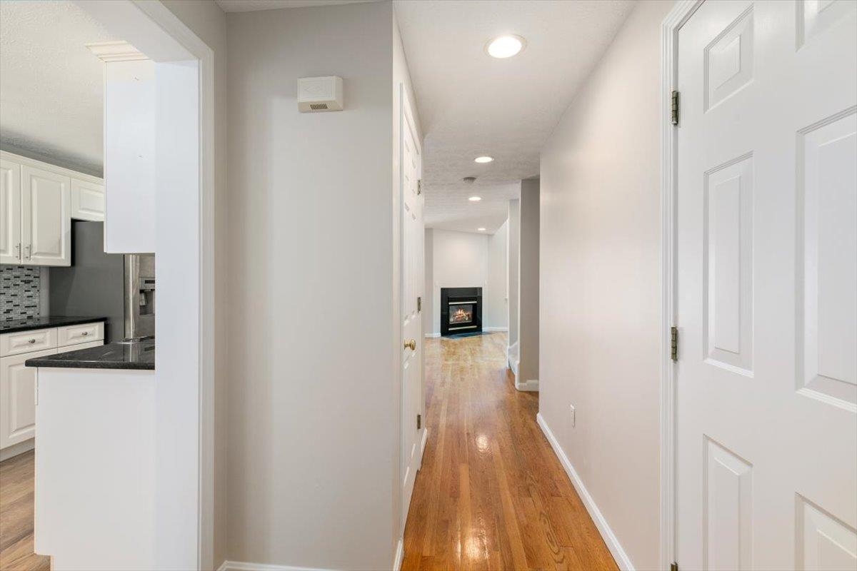 45 Cherry Hollow Road Nashua, NH 03062 - Photo 29 of 34 Gallery Image 29
