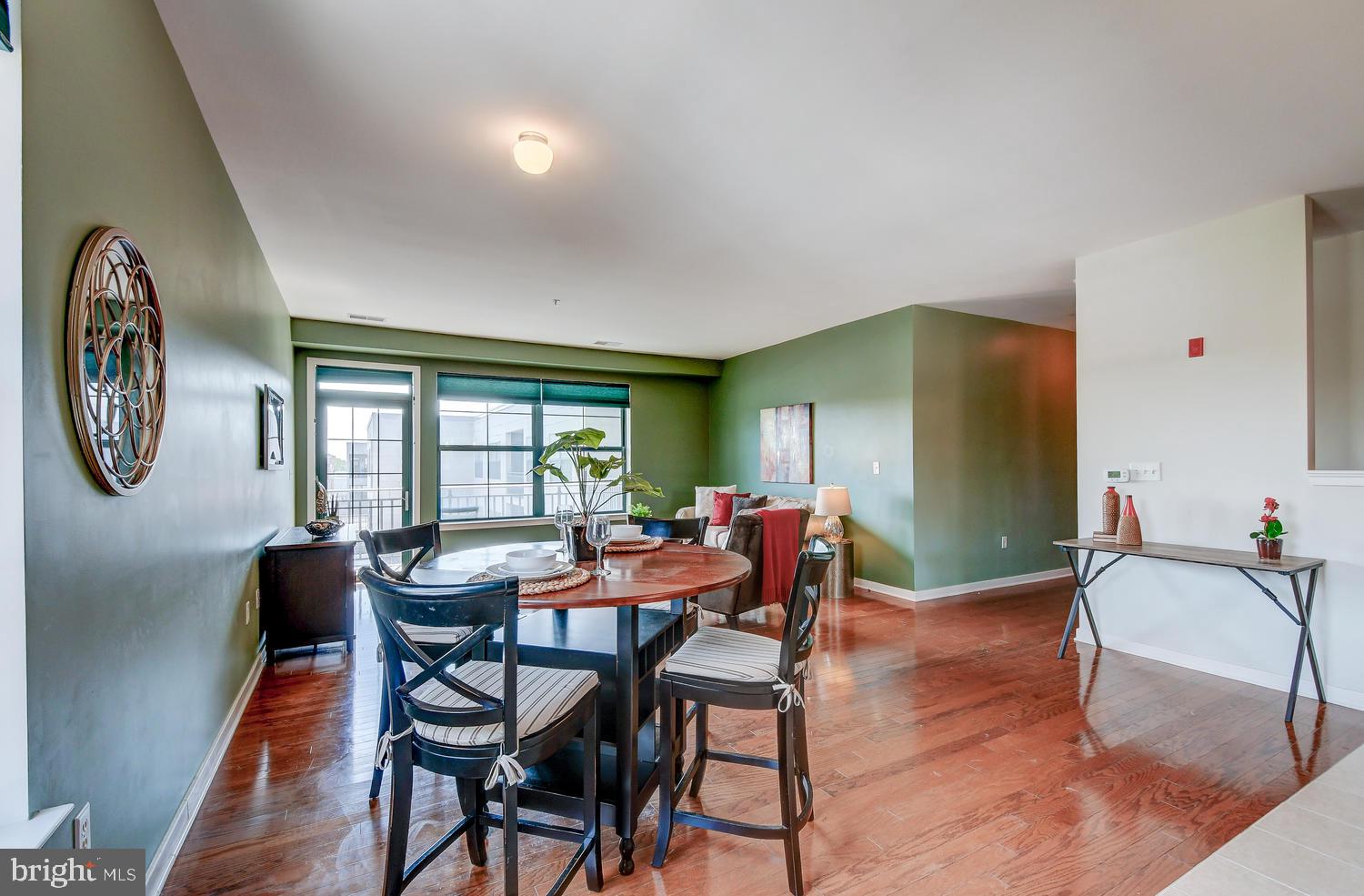 3201 St Paul Street, Unit 424 Baltimore, MD 21218 - Photo 17 of 36 Dining Room