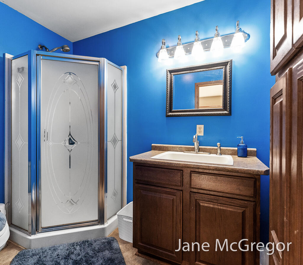 2589 Hall Road Muskegon, MI 49442 - Photo 17 of 47 2589HallRd29Lores