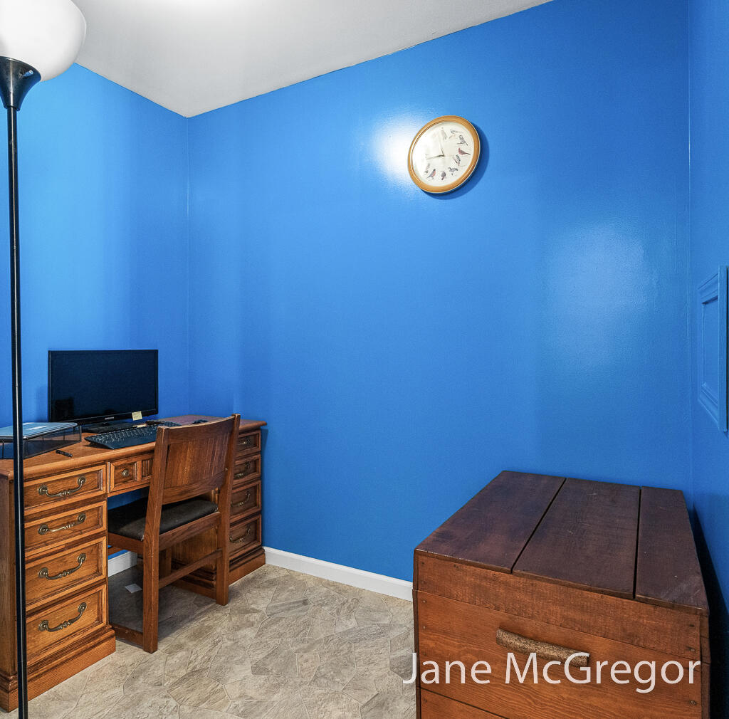 2589 Hall Road Muskegon, MI 49442 - Photo 21 of 47 2589HallRd33Lores