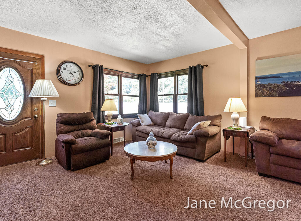 2589 Hall Road Muskegon, MI 49442 - Photo 25 of 47 2589HallRd40Lores