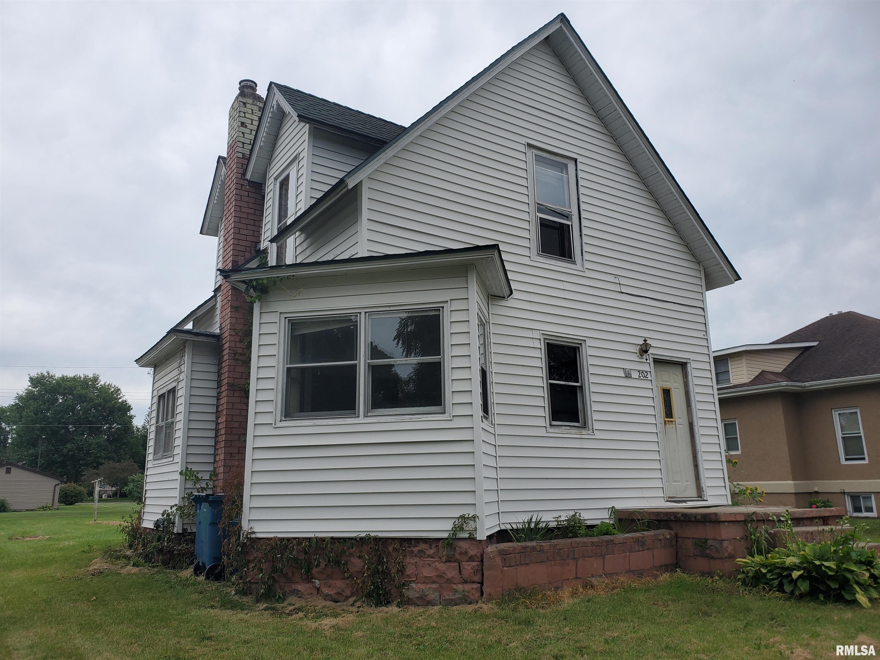 202 North Church Street Atkinson, IL 61235 - Photo 1 of 10 Gallery Image 1