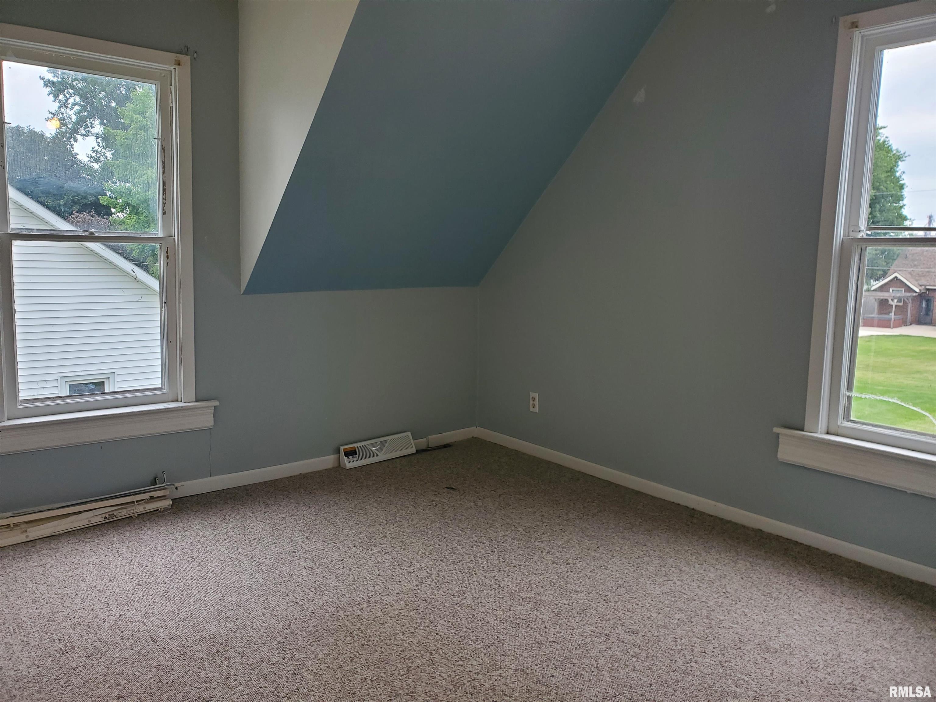 202 North Church Street Atkinson, IL 61235 - Photo 8 of 10 Gallery Image 8