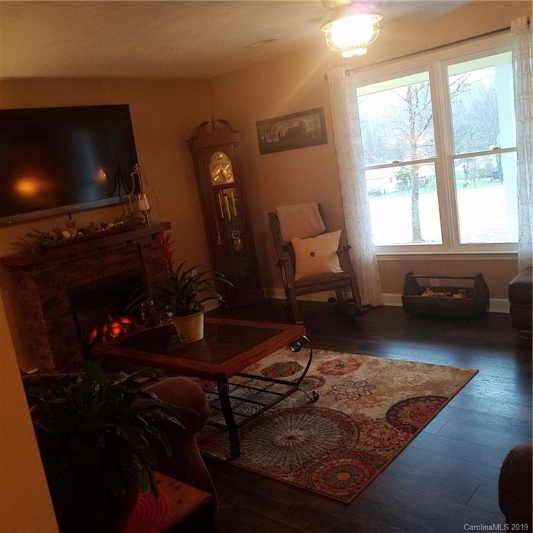 1657 Riverside Road Lancaster, SC 29720 - Photo 11 of 21 Gallery Image 11