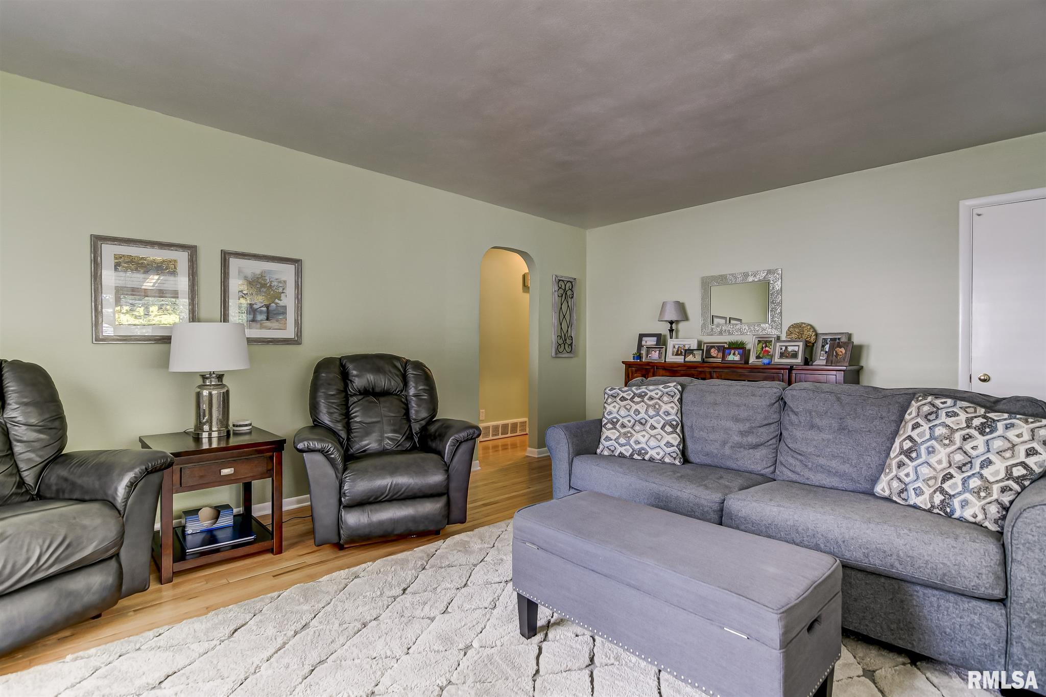 1824 Grant Street Springfield, IL 62703 - Photo 8 of 35