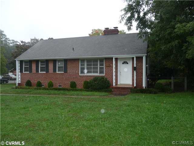 7704 Three Chopt Road Henrico, VA 23229 - Photo 1 of 12 Exterior Front