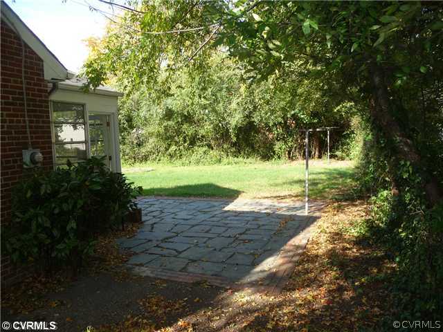 7704 Three Chopt Road Henrico, VA 23229 - Photo 11 of 12 Patio/Deck