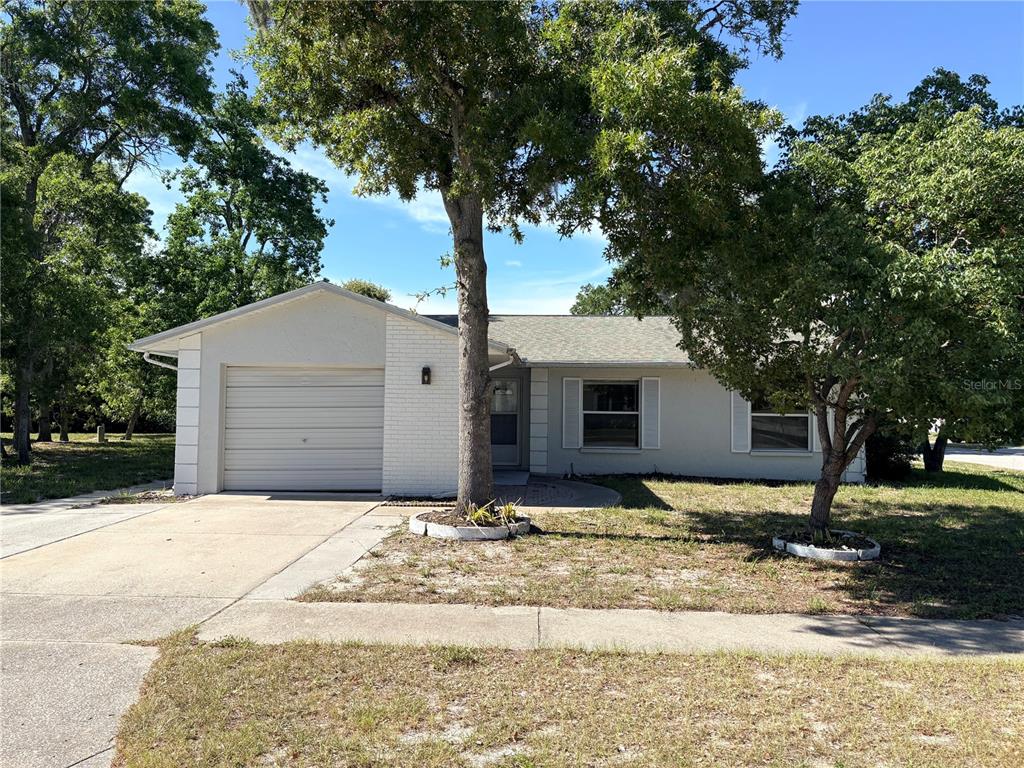8907 Wayward Circle Hudson, FL 34667 - Photo 1 of 20