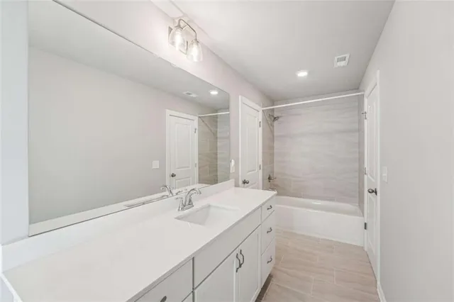 a view of a tennis court