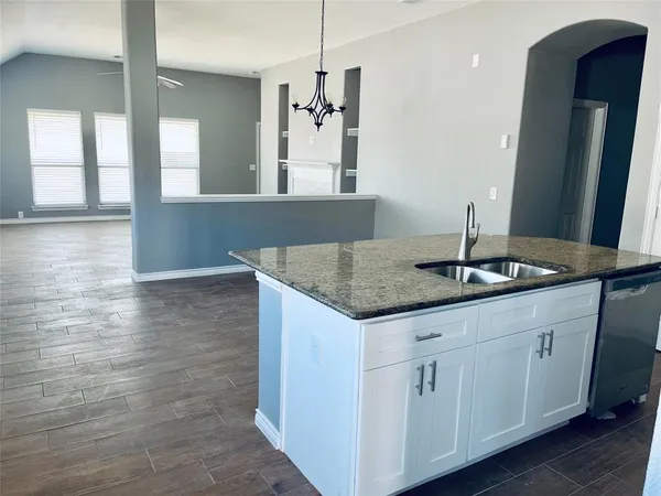 $2,600 | 548 Kerry Street, Crowley, TX 76036