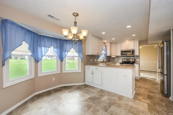 $1,950 | 7104 Tanbark Lane, Fort Wayne, IN 46835