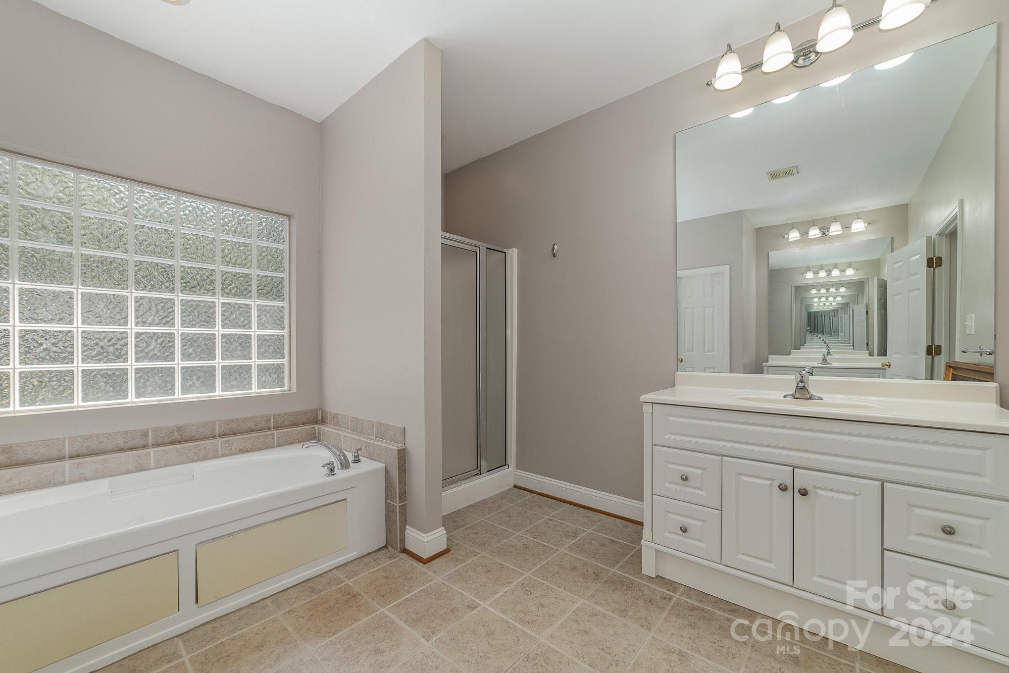 705 Flamingo Road Clover, SC 29710 - Photo 18 of 41 Gallery Image 18