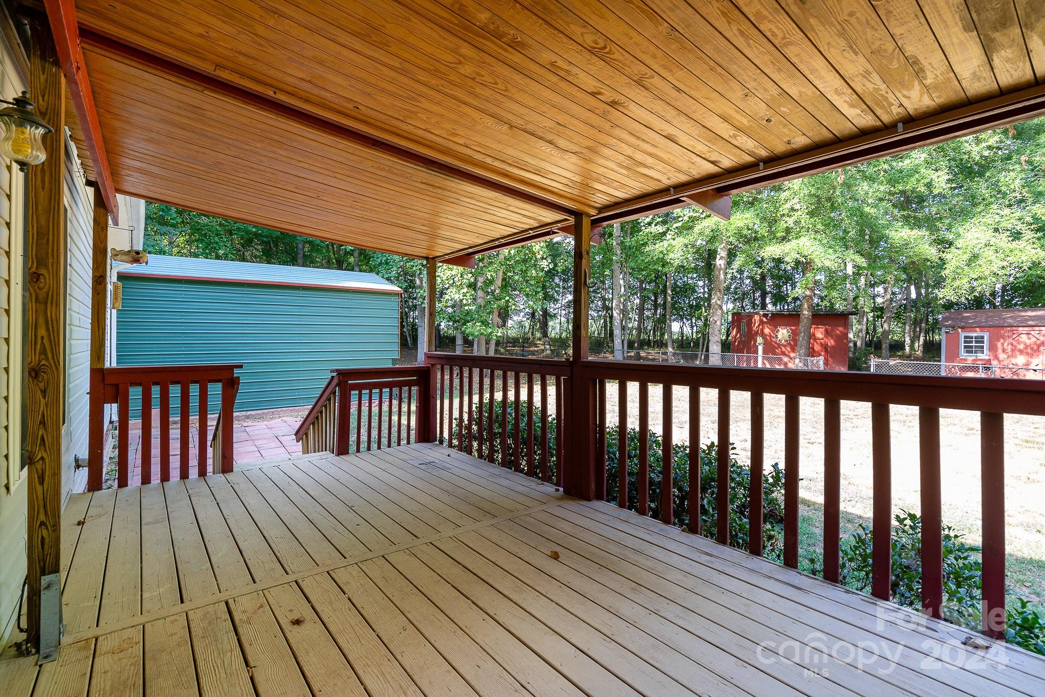 705 Flamingo Road Clover, SC 29710 - Photo 26 of 41 Gallery Image 26