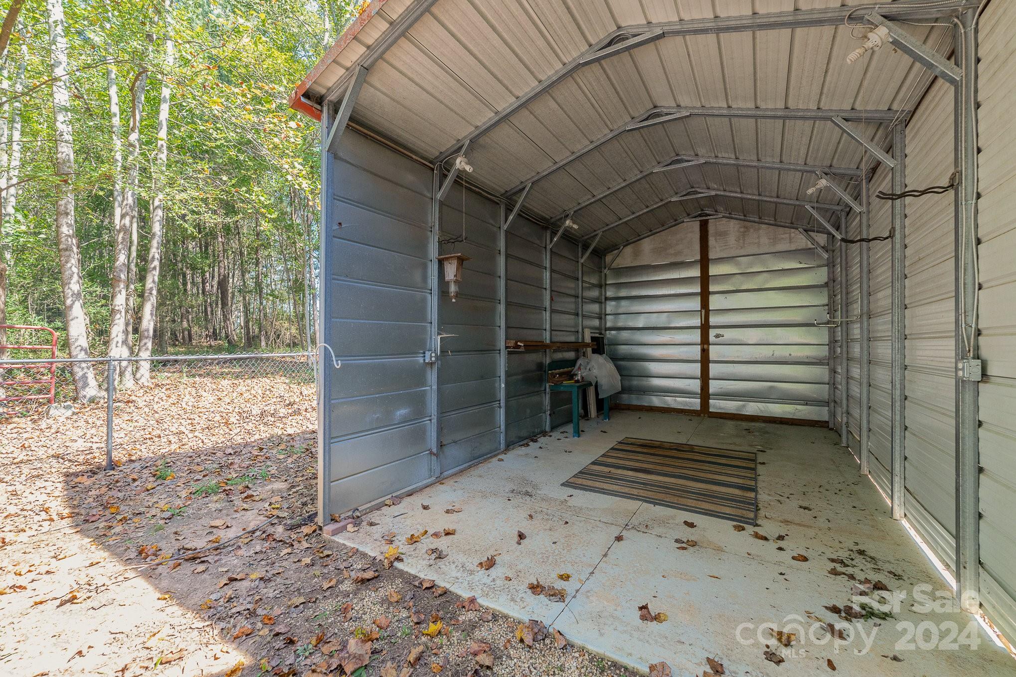 705 Flamingo Road Clover, SC 29710 - Photo 32 of 41 Gallery Image 32