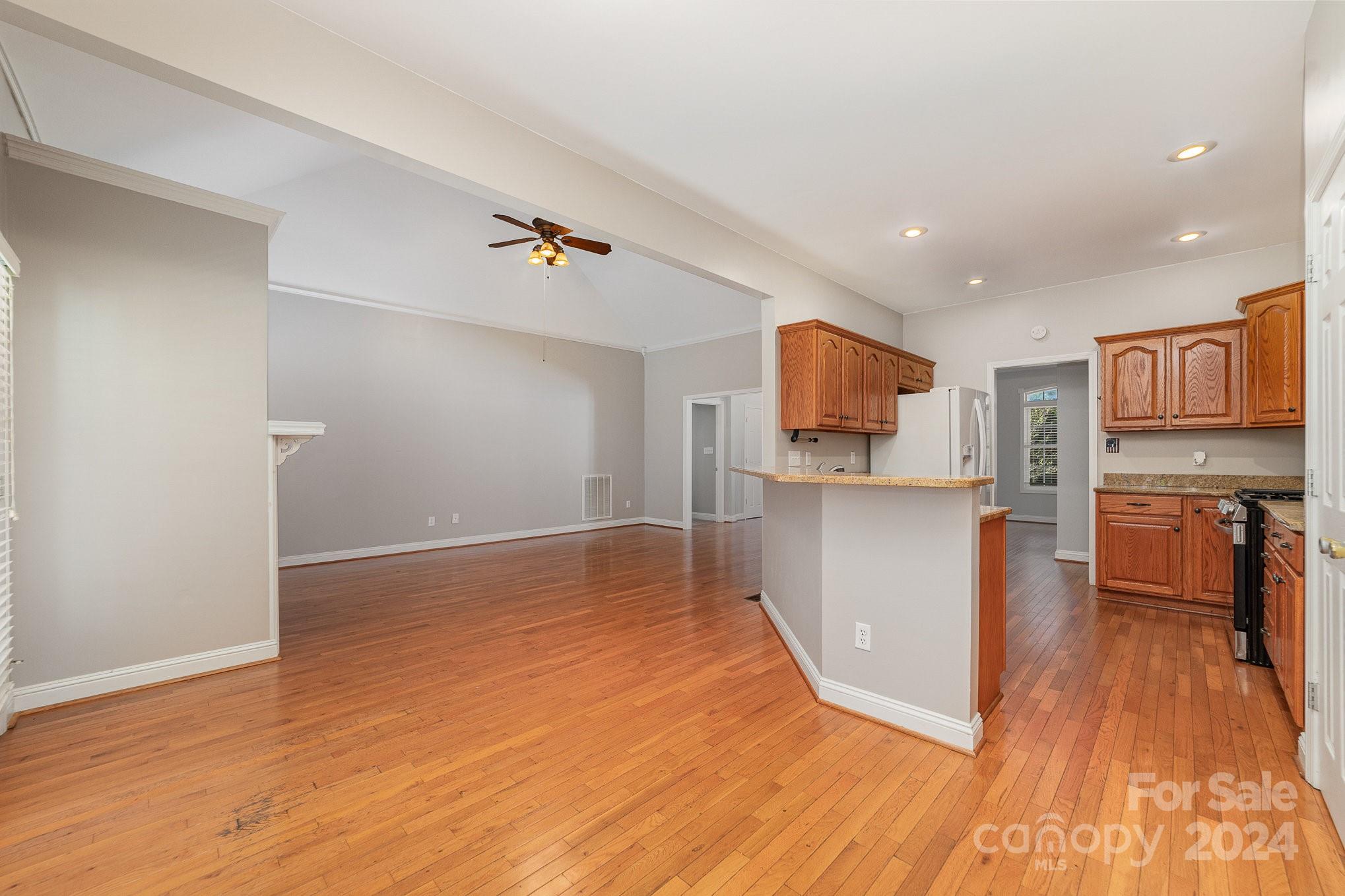 705 Flamingo Road Clover, SC 29710 - Photo 10 of 41 Gallery Image 10