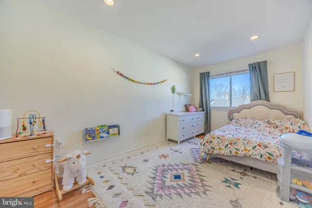 $425,000 | 14748 Endsley Turn, Woodbridge, VA 22193