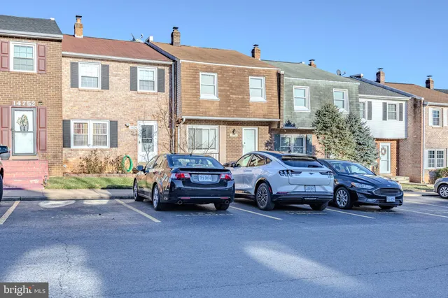 $425,000 | 14748 Endsley Turn, Woodbridge, VA 22193