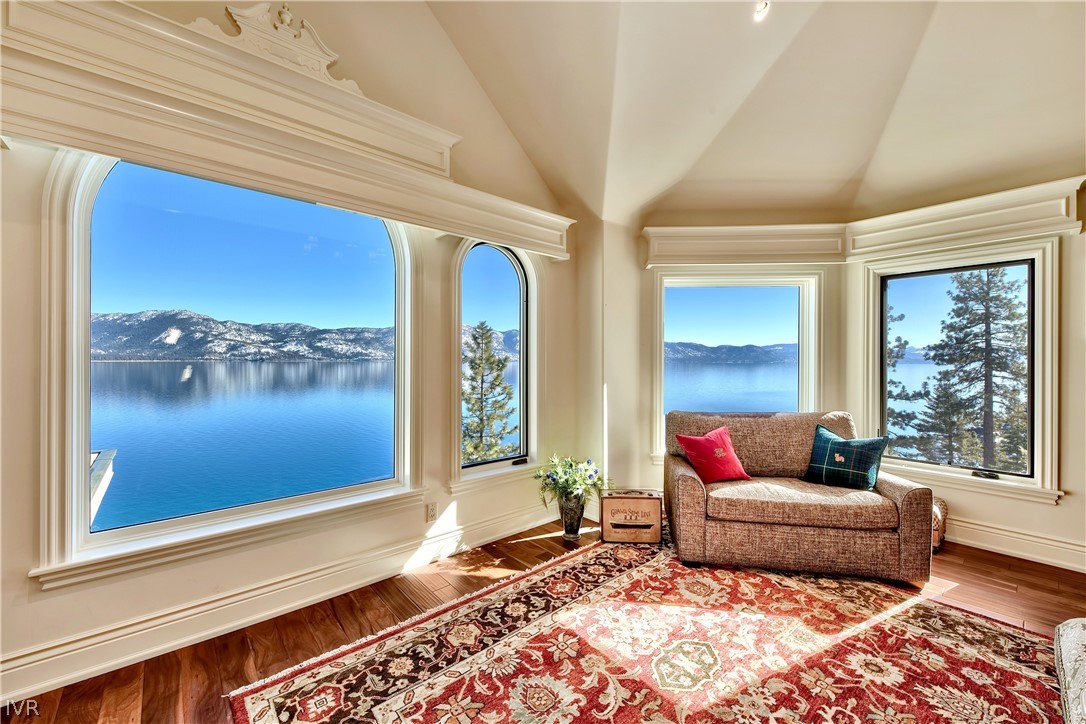32 Crystal Drive Crystal Bay, NV 89402 - Photo 25 of 35 a living room with furniture and a window