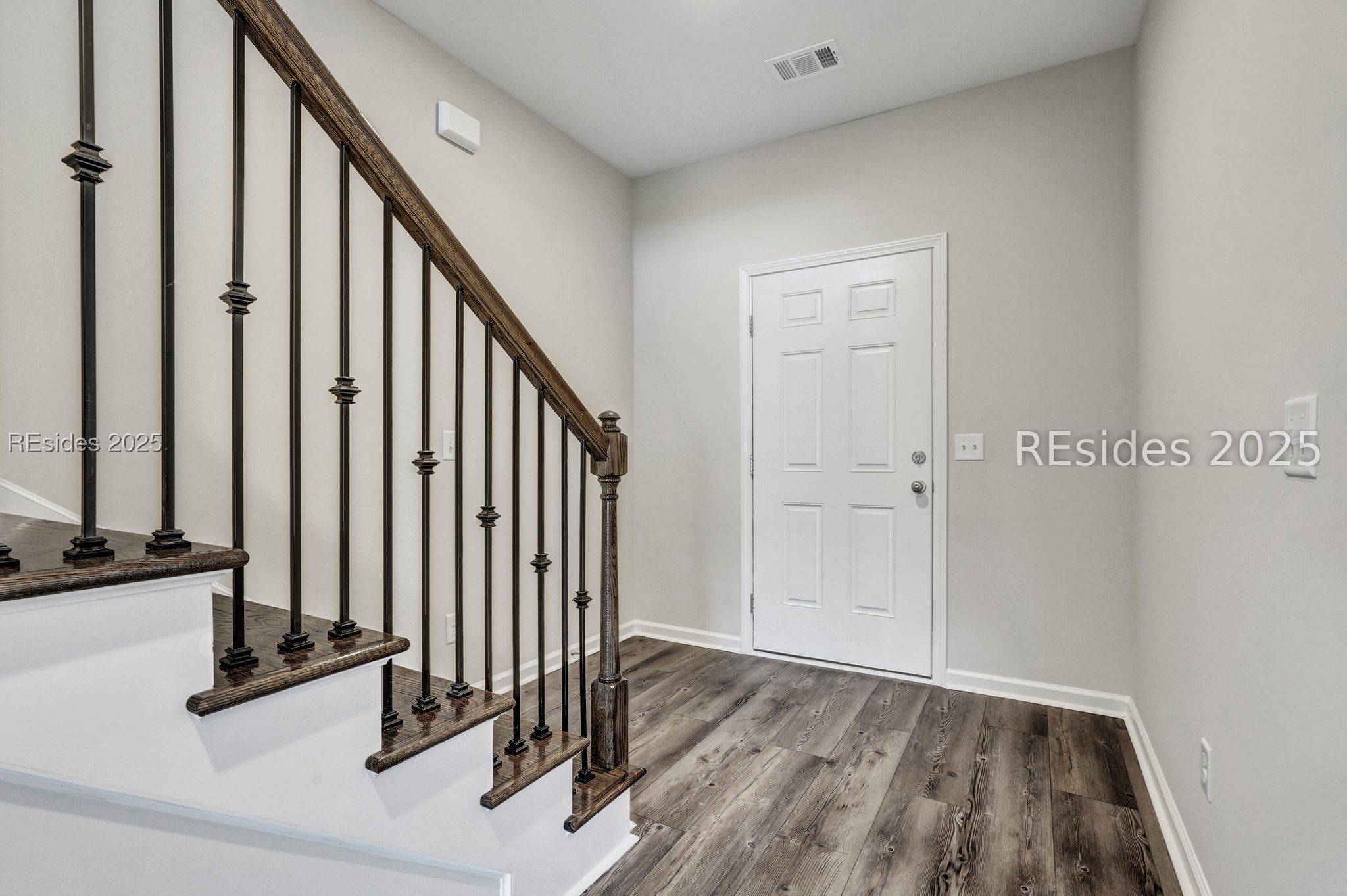 119 Founders Walk Bluffton, SC 29910 - Photo 3 of 33 Stock photos shown; to be similar not identical.