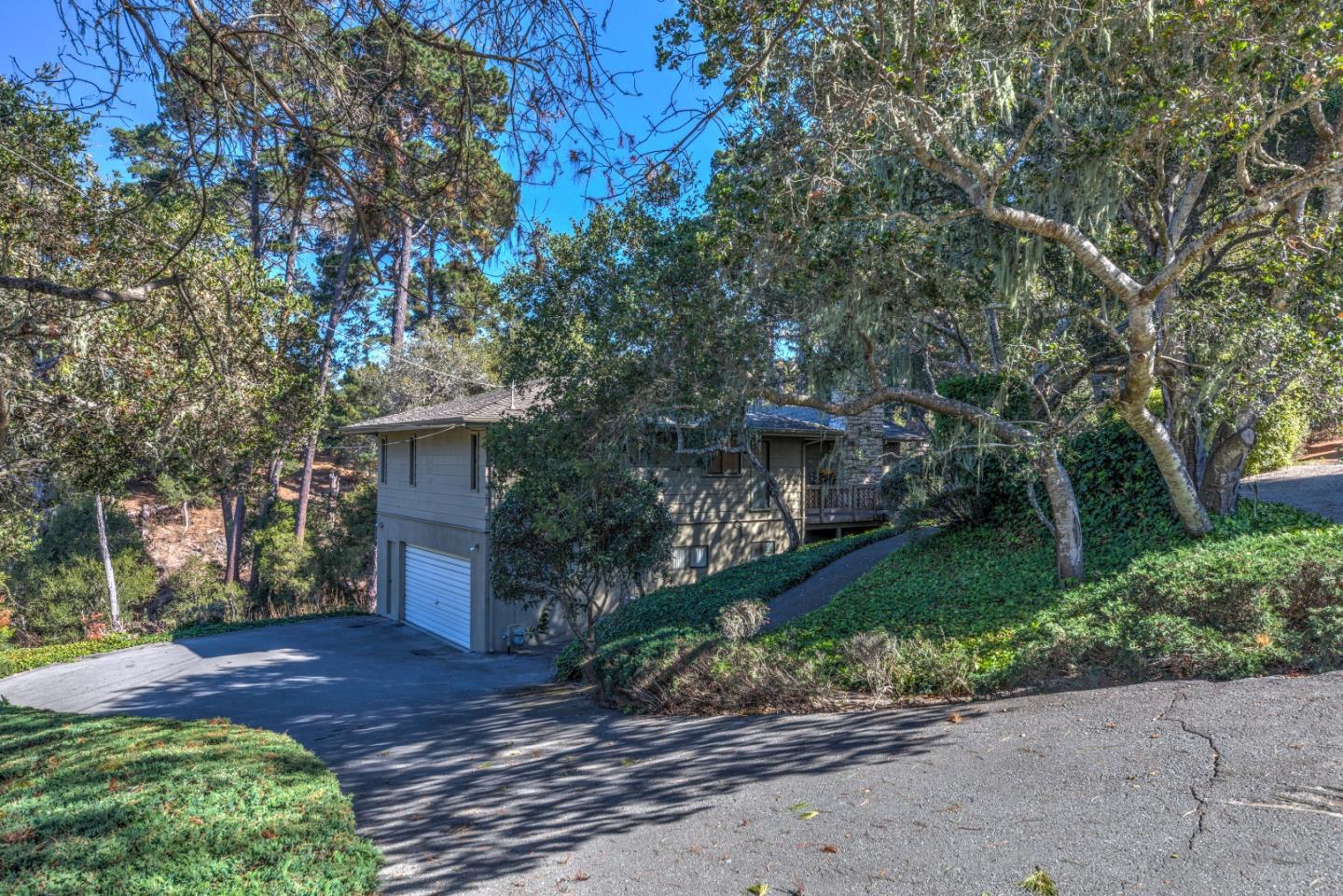 1301 Jacks Road Monterey, CA 93940 - Photo 21 of 29 Gallery Image 21