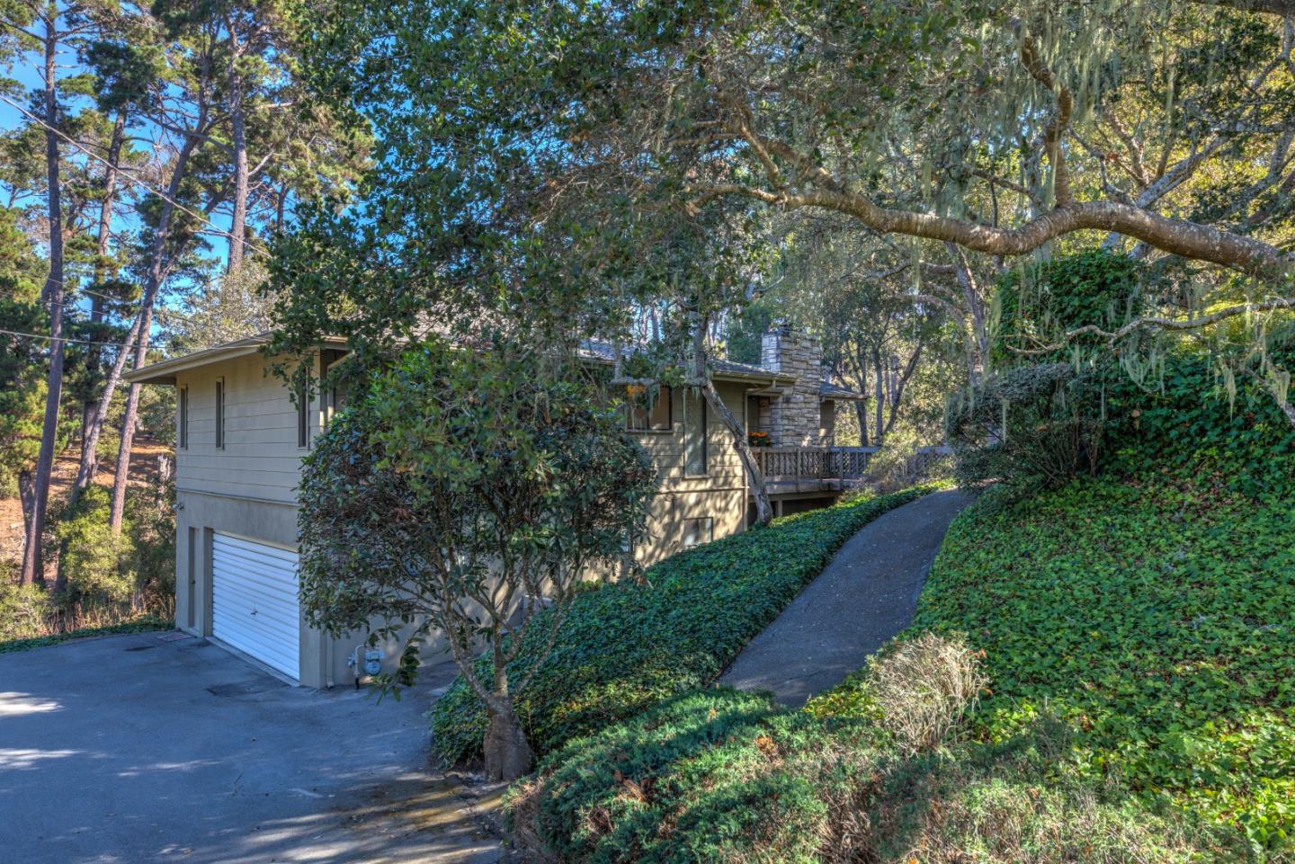 1301 Jacks Road Monterey, CA 93940 - Photo 22 of 29 Gallery Image 22