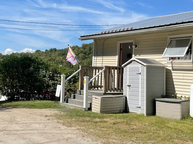 $575,000 | 738 Lynburke Road, Lyndon, VT 05851