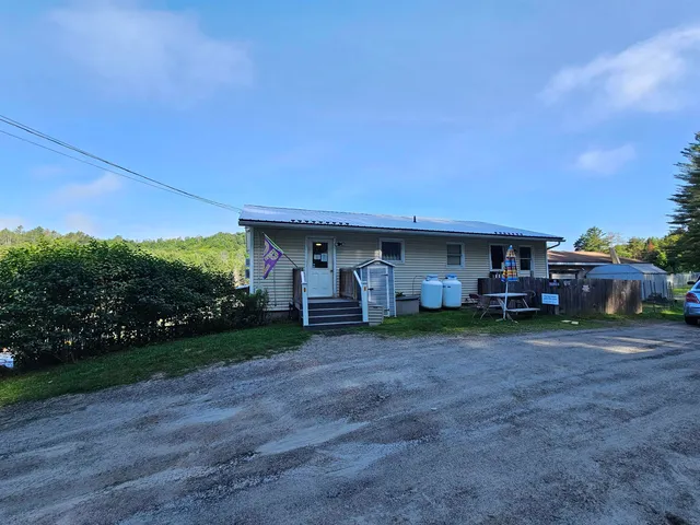 $575,000 | 738 Lynburke Road, Lyndon, VT 05851