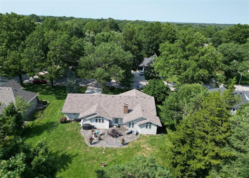 12730 Overbrook Road Leawood, KS 66209 - Photo 5 of 55 Gallery Image 5