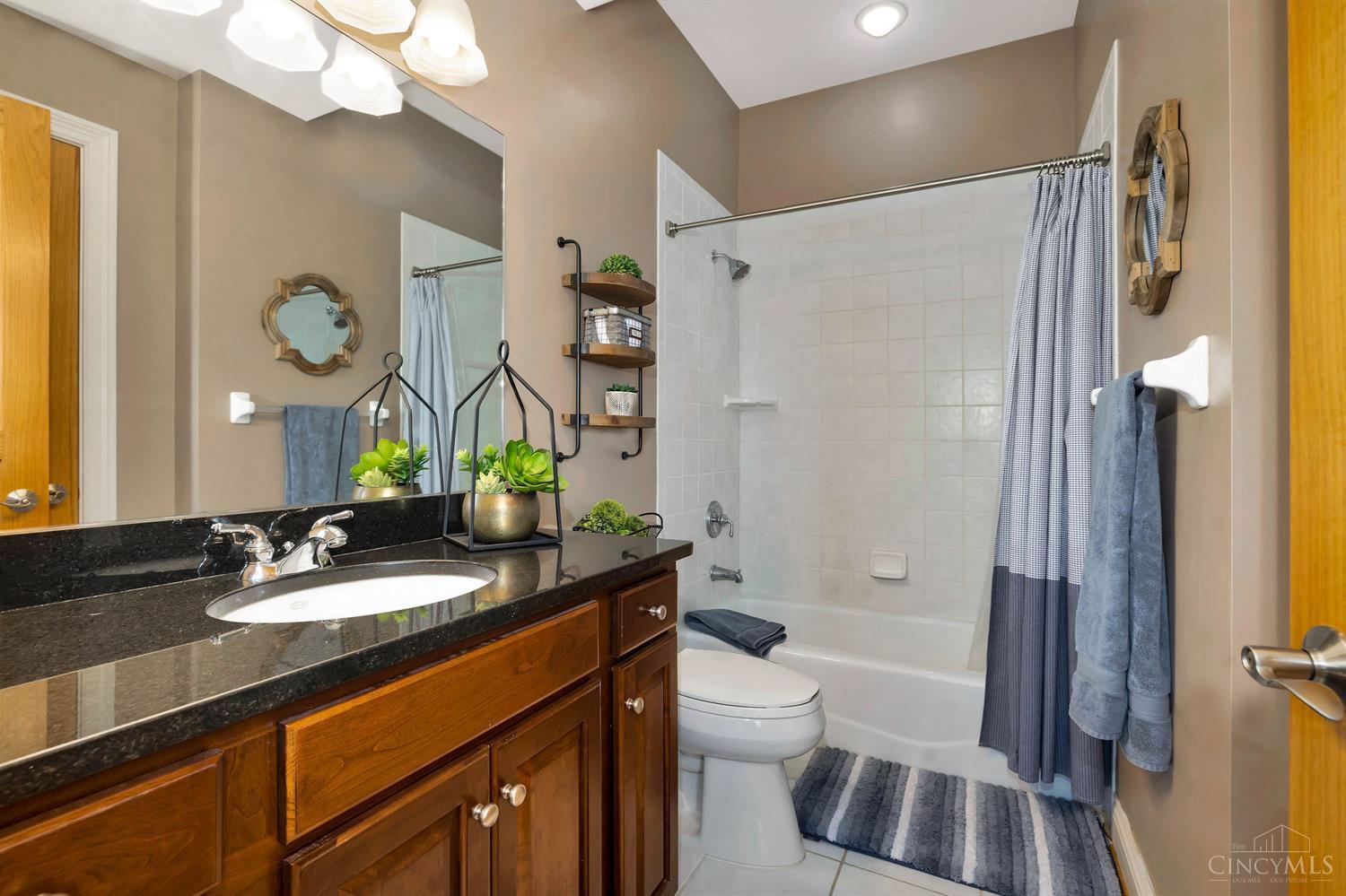 7230 Carson Road Middletown, OH 45044 - Photo 43 of 71