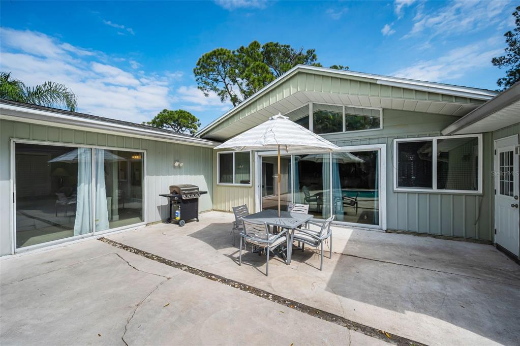 7692 132nd Way Seminole, FL 33776 - Photo 34 of 37