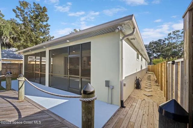 $900,000 | 152 Indian Creek Road, Oak Hill, FL 32759