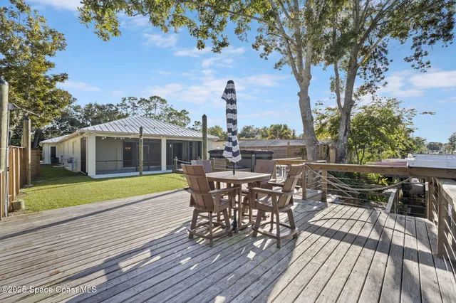 $900,000 | 152 Indian Creek Road, Oak Hill, FL 32759