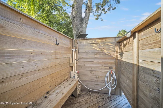 $900,000 | 152 Indian Creek Road, Oak Hill, FL 32759