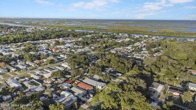 $900,000 | 152 Indian Creek Road, Oak Hill, FL 32759