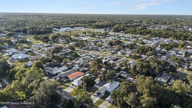 $900,000 | 152 Indian Creek Road, Oak Hill, FL 32759