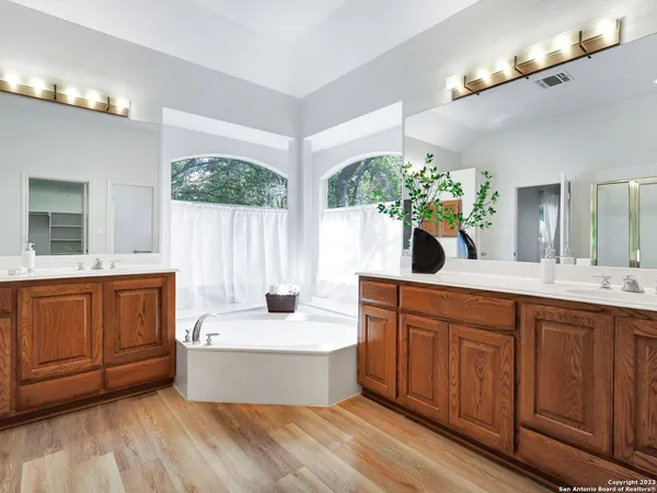 $3,400 | 26 Silverhorn Drive, San Antonio, TX 78216