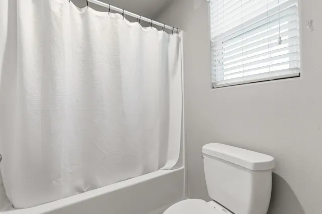 $414,900 | 1568 Lambourn Way, Clovis, CA 93619