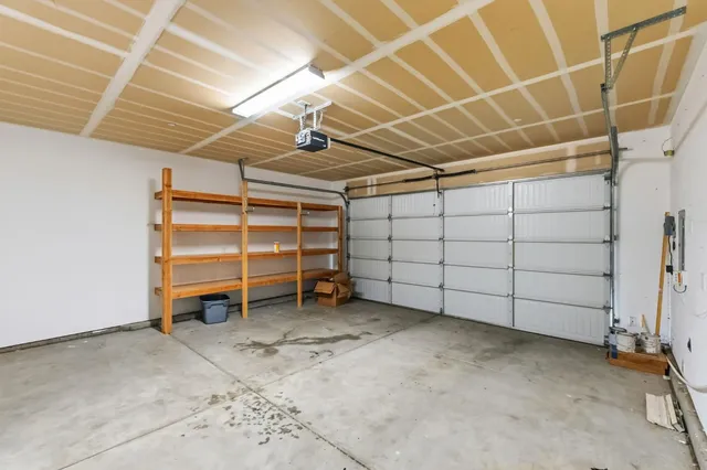 $414,900 | 1568 Lambourn Way, Clovis, CA 93619