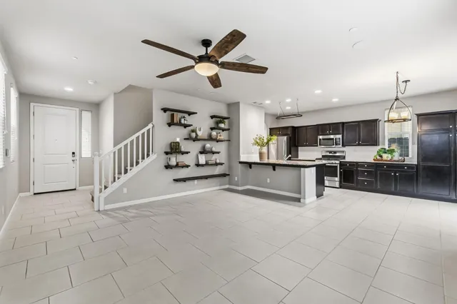 $414,900 | 1568 Lambourn Way, Clovis, CA 93619