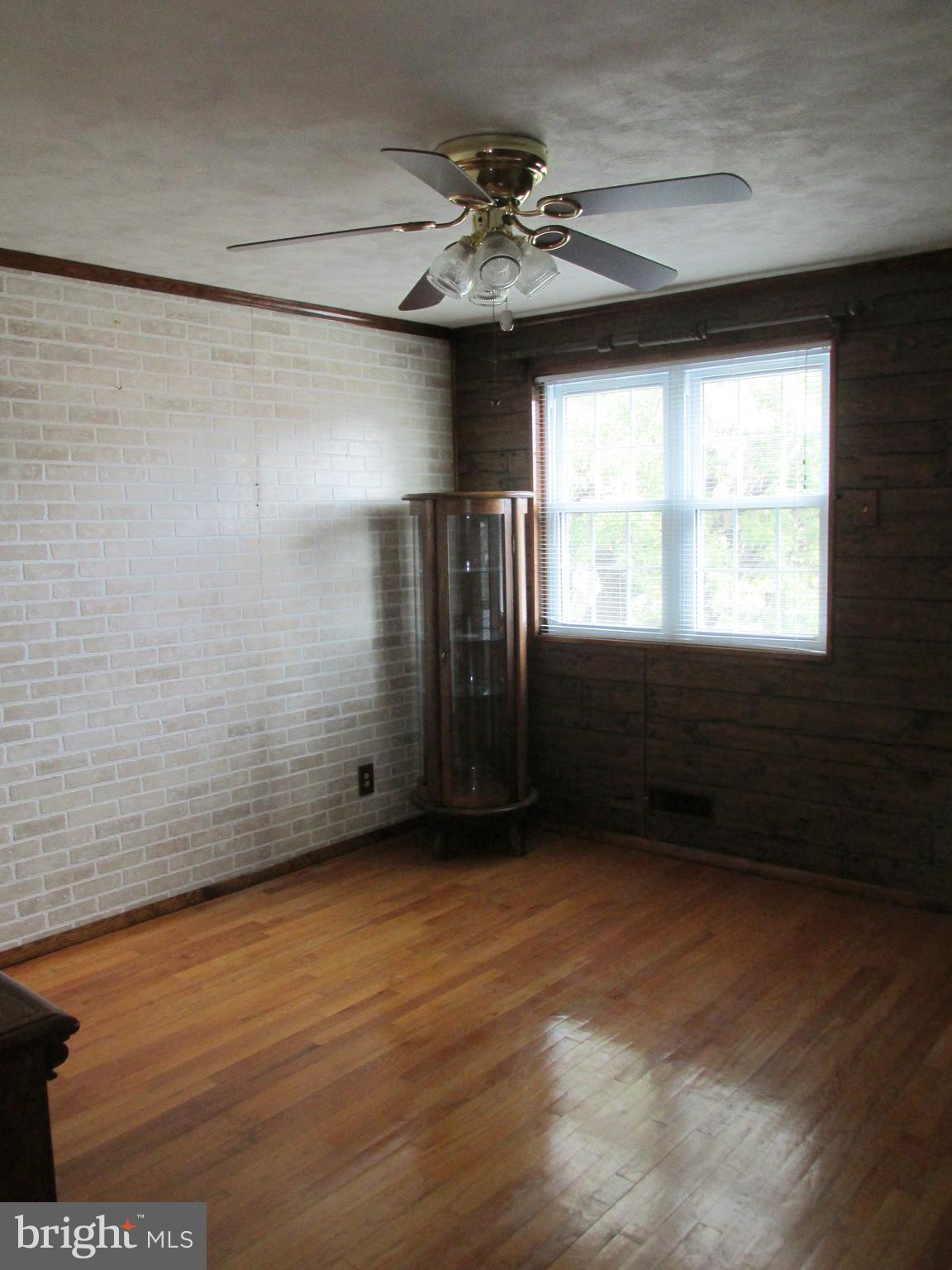 2331 Searles Road Baltimore, MD 21222 - Photo 15 of 30 Front bedroom