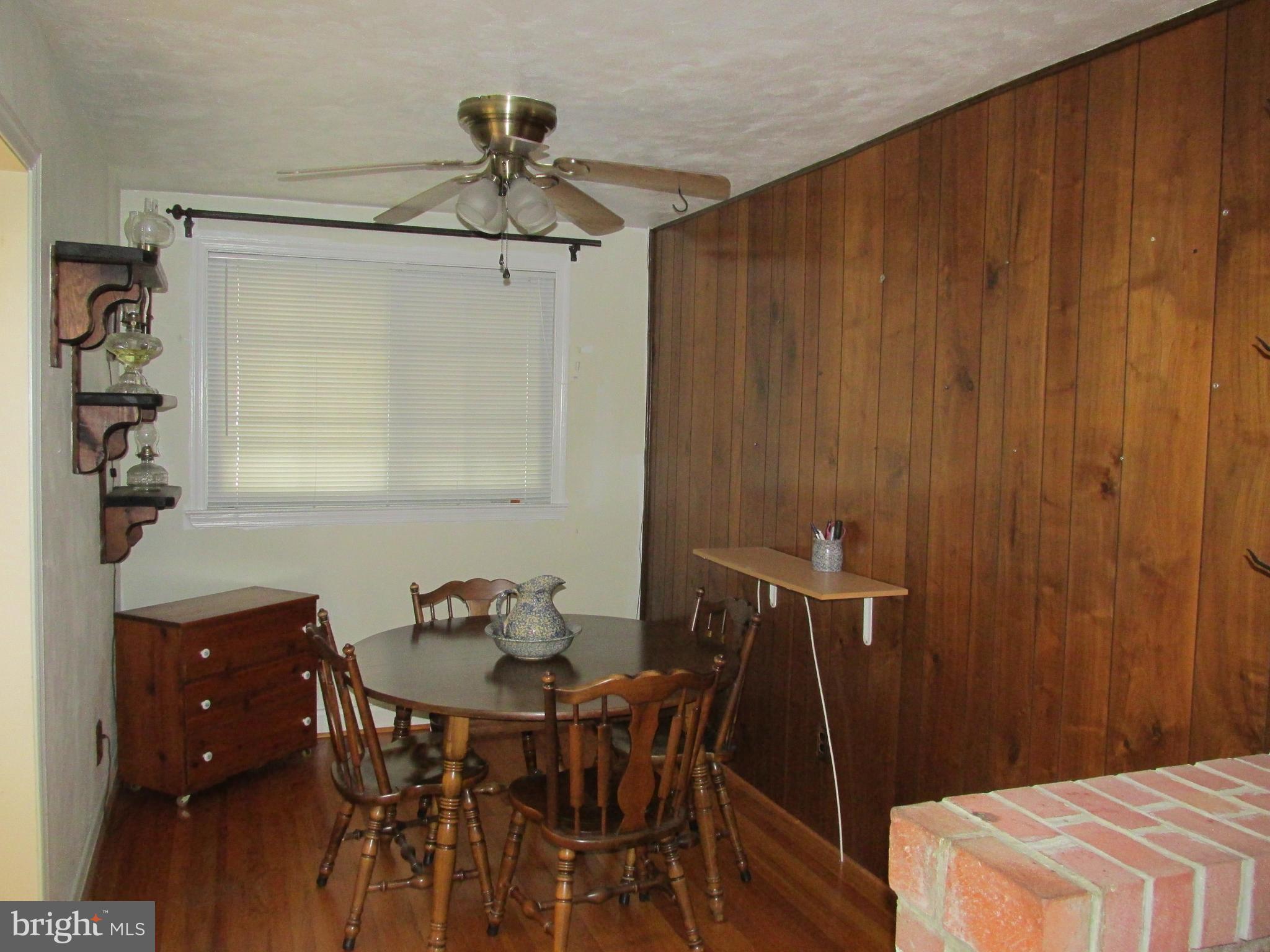 2331 Searles Road Baltimore, MD 21222 - Photo 5 of 30 Dining room