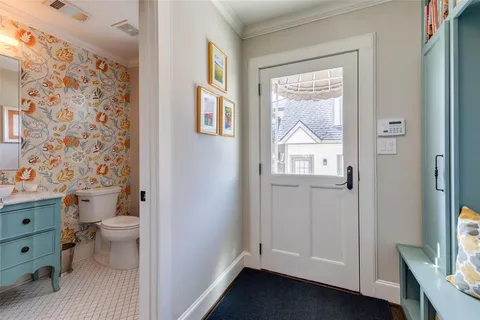 $2,699,000 | 6908 Lakeshore Drive, Dallas, TX 75214