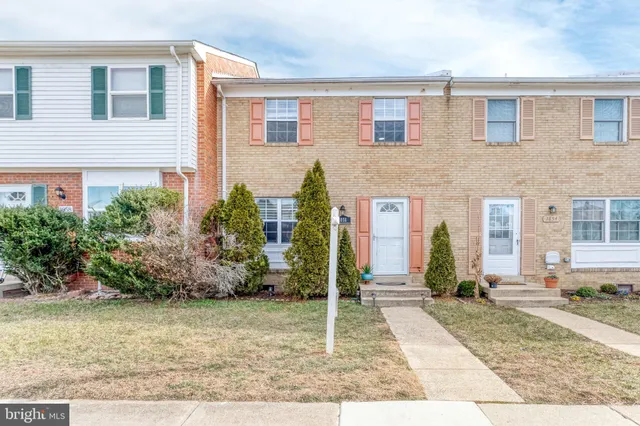 $349,999 | 1856 Fort Pulaski Court, Dumfries, VA 22026