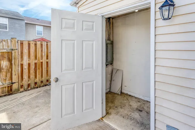 $349,999 | 1856 Fort Pulaski Court, Dumfries, VA 22026